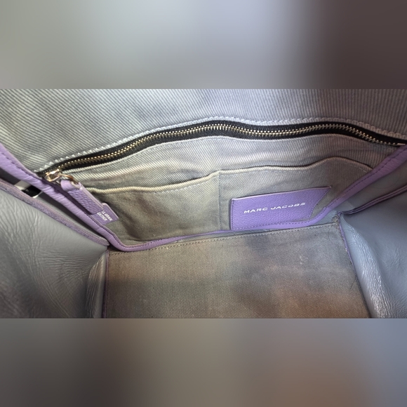 Marc Jacobs Medium The Tote Bag In Purple And Leather - Picture 15 of 16
